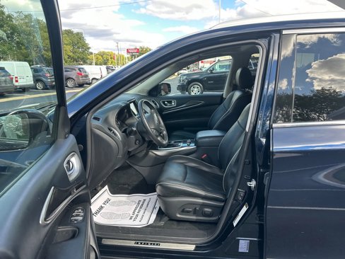 Used 2019 INFINITI QX60 Luxe w/ Essential Package image 11