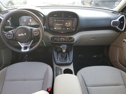 Certified 2023 Kia Soul LX image 11