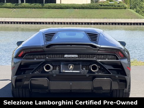 Used 2021 Lamborghini Huracan EVO image 6