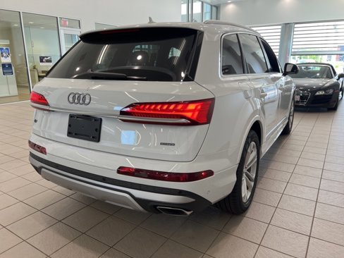 New 2025 Audi Q7 3.0T Prestige image 7