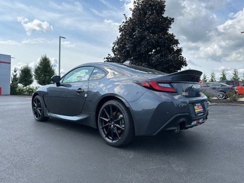 New 2025 Toyota GR86 Premium image 5