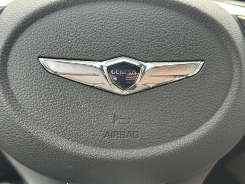 Used 2023 Genesis G70 2.0T w/ Sport Prestige Package image 22