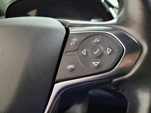 Used 2022 Chevrolet Traverse LT image 33