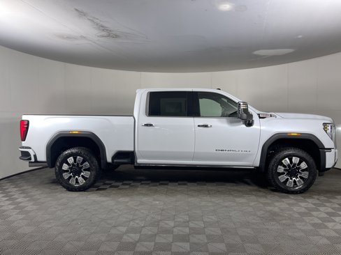 New 2026 GMC Sierra 2500 Denali w/ Denali Reserve Package image 5