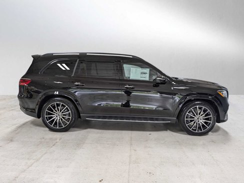 New 2026 Mercedes-Benz GLS 580 4MATIC image 2