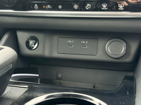 New 2026 Nissan Rogue SV image 32