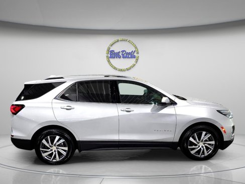 Used 2022 Chevrolet Equinox Premier image 8
