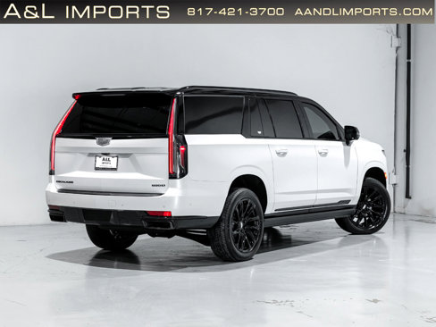 Used 2023 Cadillac Escalade ESV Sport Platinum w/ LPO, ONYX Package image 21