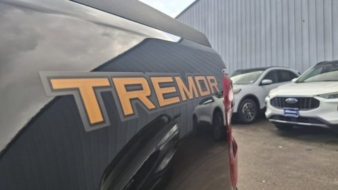 New 2025 Ford Maverick Tremor image 13