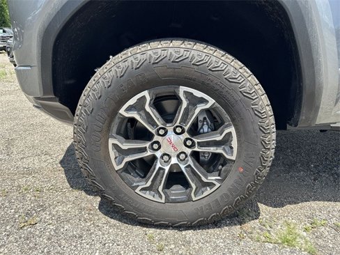 New 2025 GMC Canyon AT4 image 10