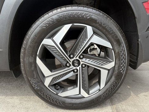Used 2023 Hyundai Tucson Limited image 12