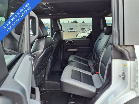 Used 2023 Ford Bronco Black Diamond image 14