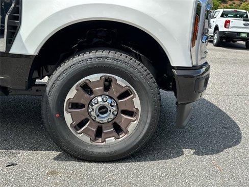 New 2025 Ford F350 King Ranch image 12