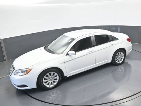 Used 2013 Chrysler 200 Touring image 41