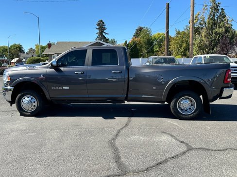 Used 2022 RAM 3500 Limited image 12