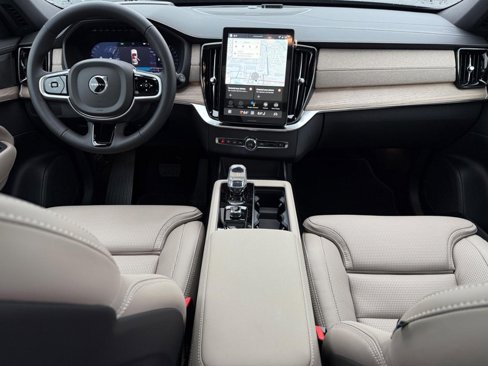 New 2026 Volvo XC90 B6 Ultra image 6