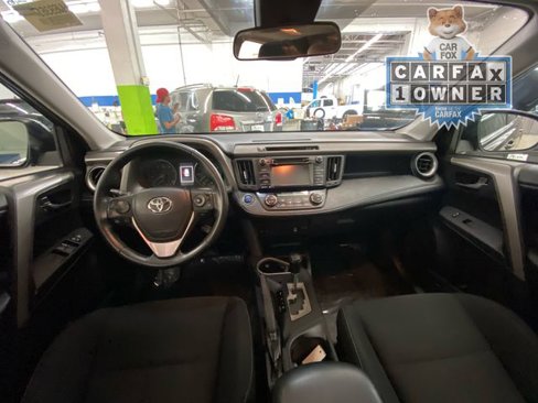 Used 2017 Toyota RAV4 XLE image 28