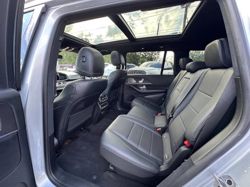 Used 2022 Mercedes-Benz GLS 450 4MATIC image 12