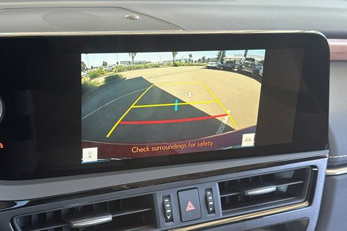 New 2025 Lexus ES 300h w/ Premium Package image 18