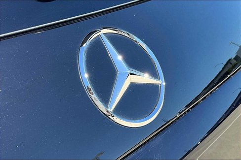 Used 2024 Mercedes-Benz GLC 300 4MATIC image 30