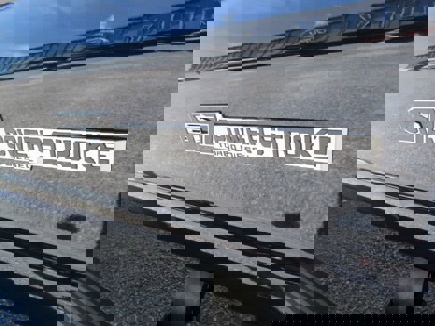 New 2025 Ford F250 Lariat image 16