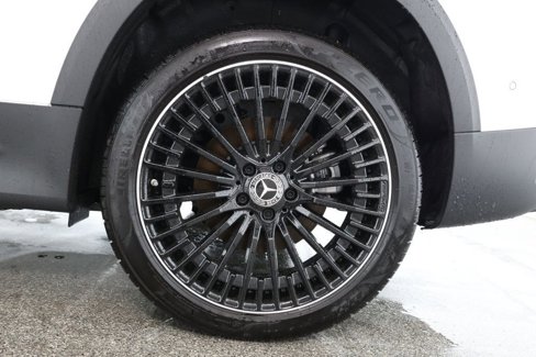 Used 2024 Mercedes-Benz EQB 250+ w/ AMG Line w/ Night Package image 9