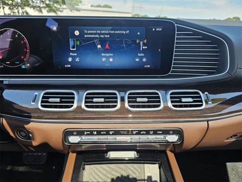 Certified 2025 Mercedes-Benz GLS 450 4MATIC image 28