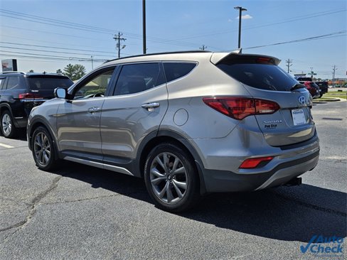 Used 2018 Hyundai Santa Fe Sport w/ Cargo Package image 9
