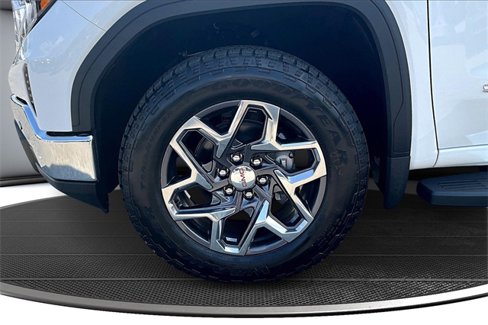 New 2026 GMC Sierra 1500 SLT w/ SLT Premium Plus Package image 13
