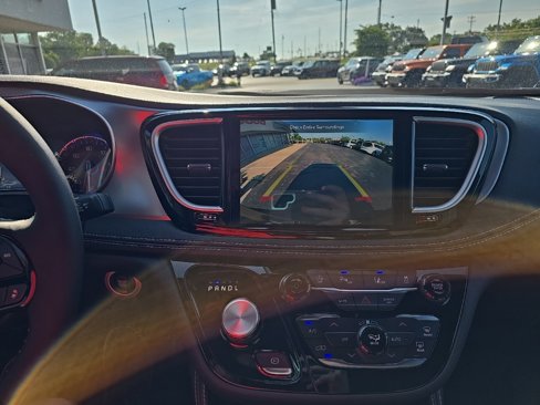 New 2026 Chrysler Pacifica Limited w/ S Appearance Package image 20