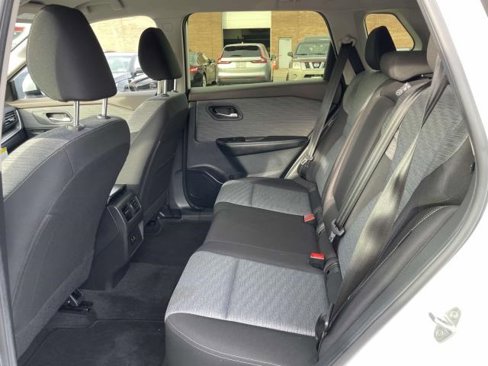Certified 2023 Nissan Rogue SV image 12