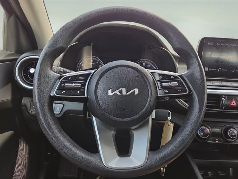 Used 2022 Kia Forte LXS image 16