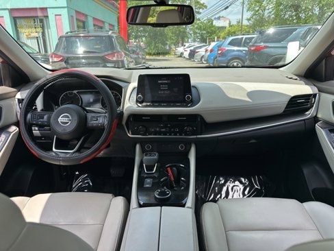 Used 2021 Nissan Rogue SL image 18