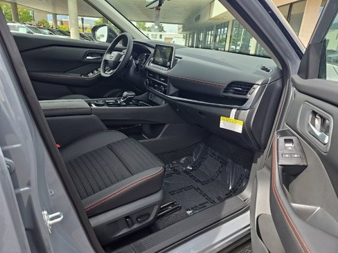 New 2026 Nissan Rogue SV image 29
