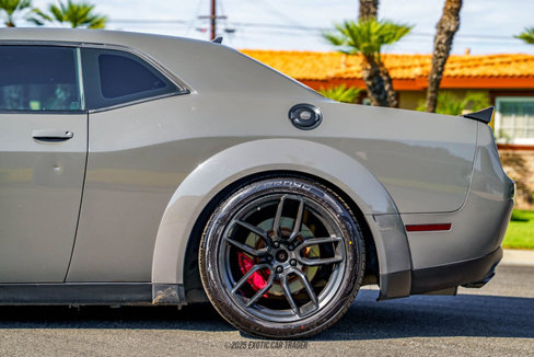Used 2018 Dodge Challenger SRT Hellcat image 5