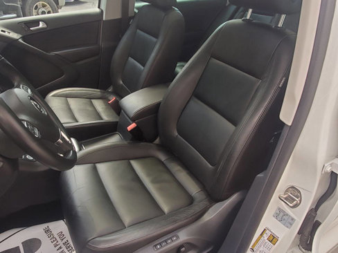 Used 2017 Volkswagen Tiguan Sport image 10