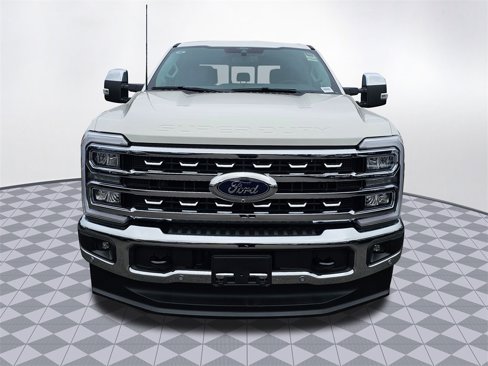 New 2025 Ford F350 Lariat w/ Lariat Ultimate Package image 2