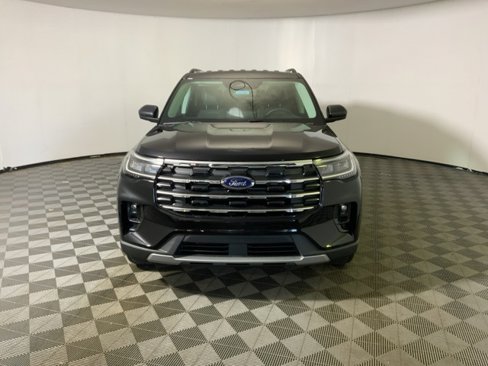 New 2025 Ford Explorer Active w/ Active Comfort Package image 3