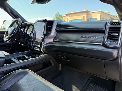 Used 2020 RAM 3500 Limited image 30