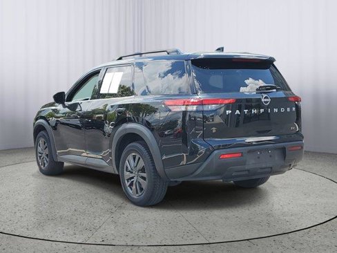 Used 2022 Nissan Pathfinder SV w/ Cargo Package image 3