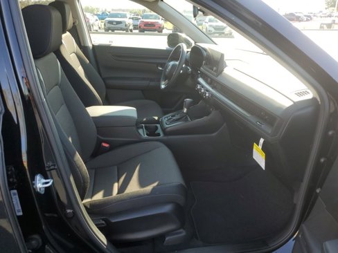 Certified 2025 Honda CR-V LX image 32