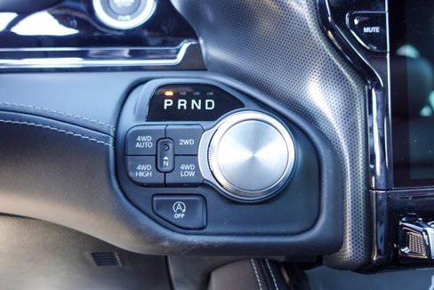 New 2025 RAM 1500 Limited image 25