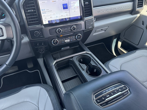 Used 2022 Ford F350 Limited image 18