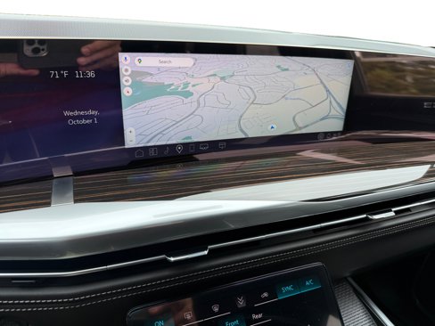 New 2026 Cadillac Escalade ESV Luxury image 12
