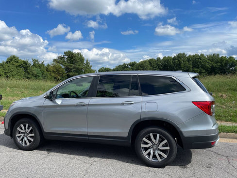 Used 2020 Honda Pilot EX image 4