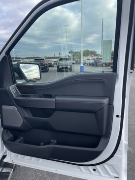 New 2025 Ford F150 Lariat w/ Equipment Group 501A Mid image 17
