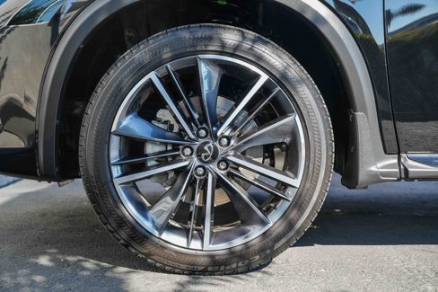 Certified 2024 INFINITI QX55 Luxe w/ Cargo Package image 9