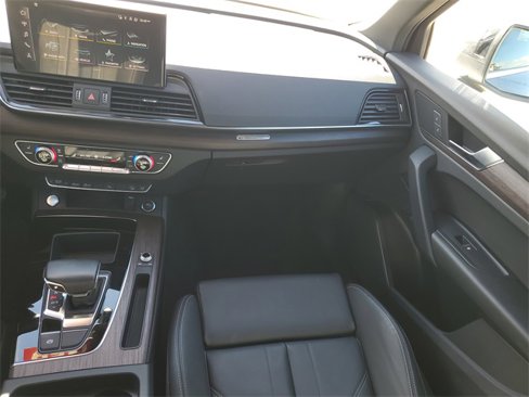 Used 2023 Audi Q5 2.0T Premium w/ Convenience Package image 33