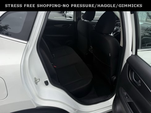 Used 2019 Nissan Rogue Sport S image 30