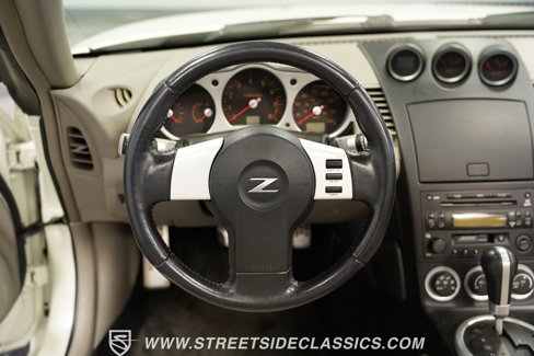 Used 2004 Nissan 350Z Touring image 39